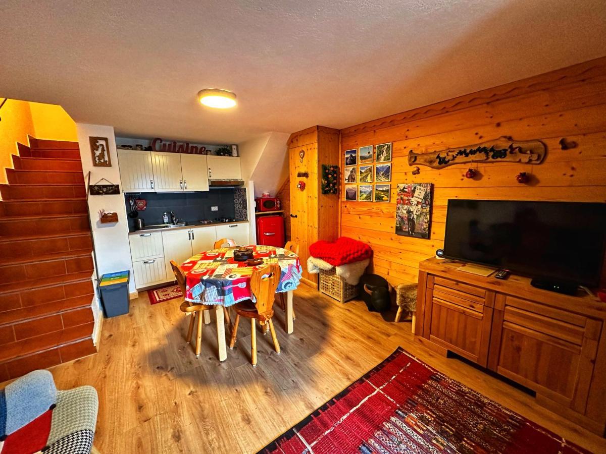Meizon - La Montagna, Pila, Crevacol, Aosta E Valpelline Gignod Dış mekan fotoğraf